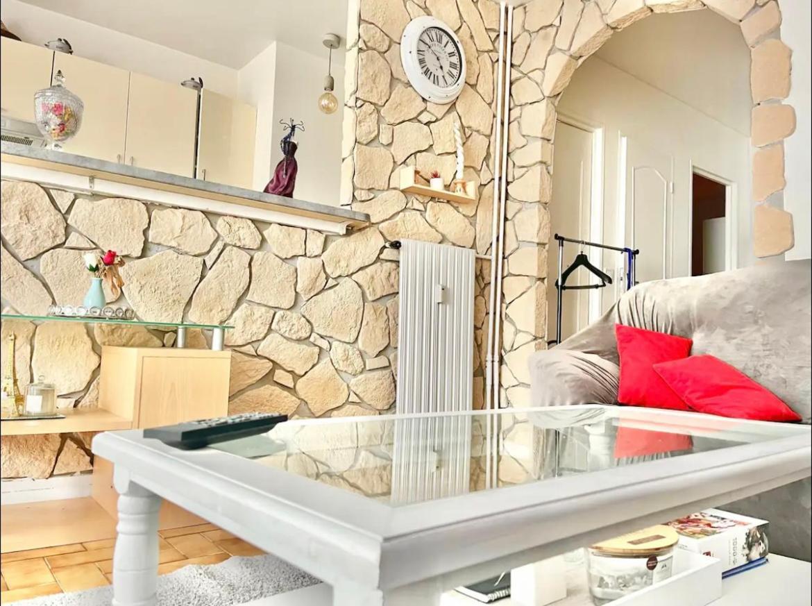 Apartament Le Bon Emplacement Argenteuil Zewnętrze zdjęcie